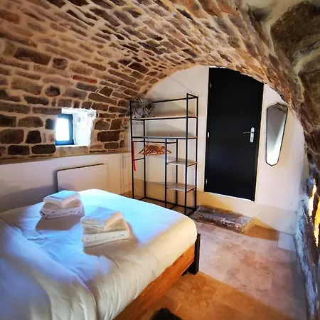 Magnifique En Pierres 6 Personnes Avec Piscine Privee Ardeche Plein Sud *